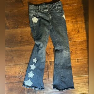 Tractr Blue Star Accent Flare Jeans
